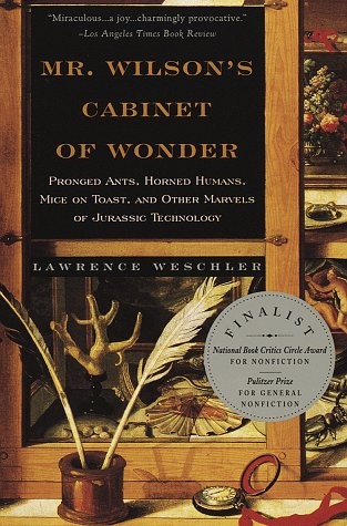 Okladka ksiazki mr wilson s cabinet of wonder pronged ants horned humans mice on toast and other marvels of jurassic technology